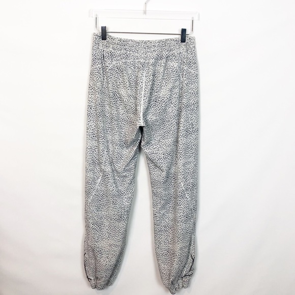 Lululemon Trainer Track Pant Dottie Dash 8 - Picture 2 of 7